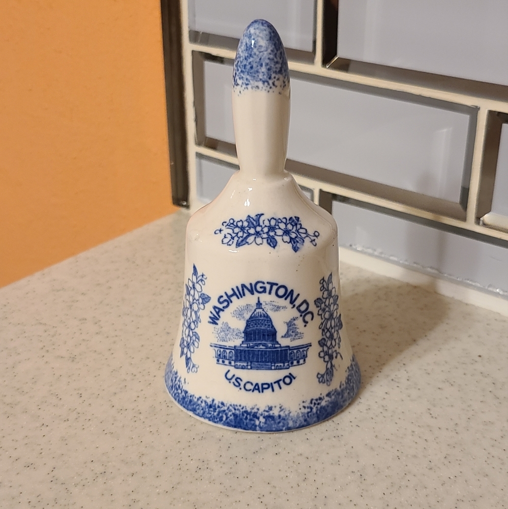 Washington DC Dinner Bell Souvenir